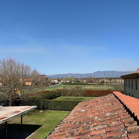 Affittacamere Agli Archi Capannori Exteriör bild