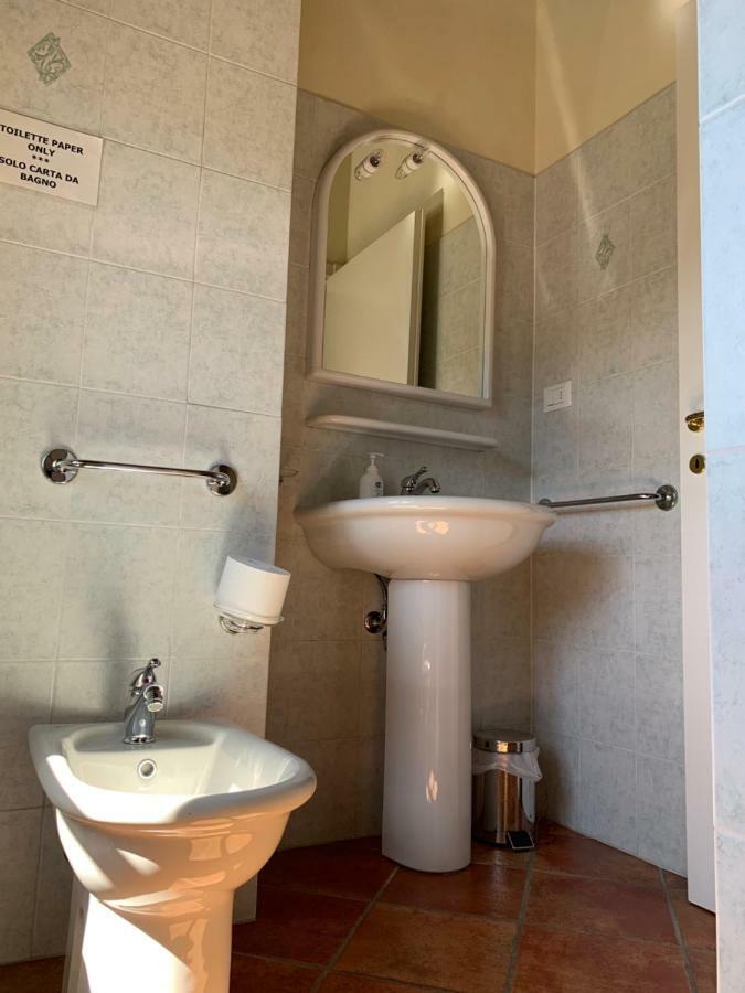 Affittacamere Agli Archi Capannori Exteriör bild